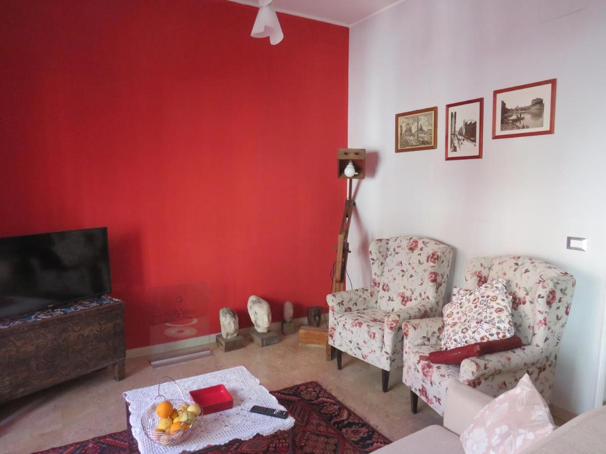 Couette-café Maddy House *
